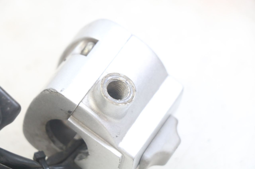 photo de RIGHT HANDLEBAR SWITCH SYM MIO 50 (2011 - 2017)