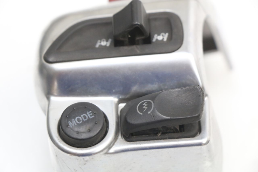 photo de RIGHT SWITCH PIAGGIO MP3 LT 400 (2007 - 2012)