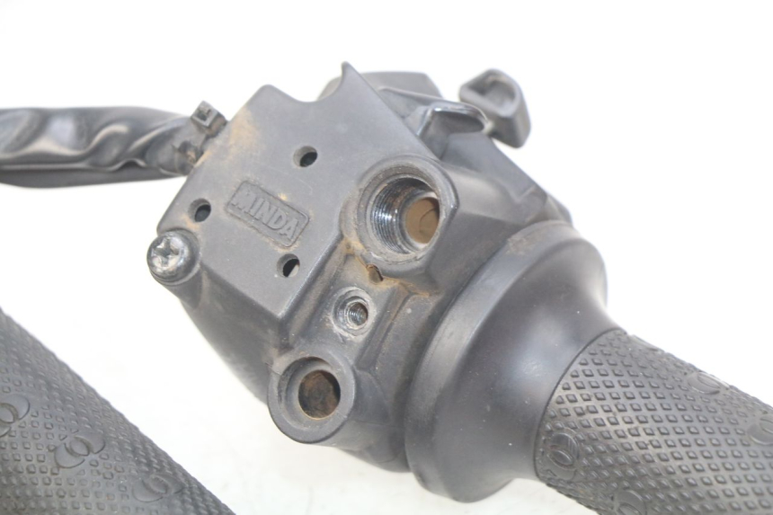 photo de RIGHT HANDLEBAR SWITCH GILERA NEXUS 125 (2009 - 2013)