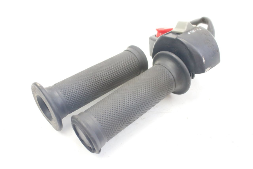 photo de RIGHT HANDLEBAR SWITCH IMF INDUSTRIE PACH 2T 50 (2009 - 2018)