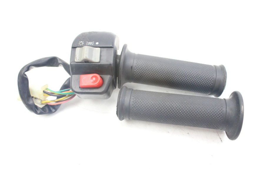 photo de RIGHT HANDLEBAR SWITCH IMF INDUSTRIE PACH 2T 50 (2009 - 2018)