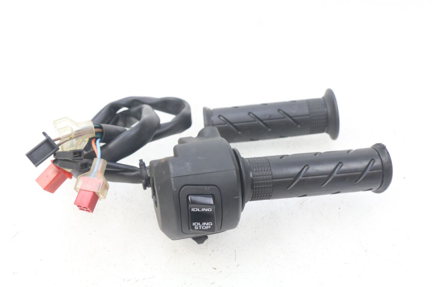 photo de RIGHT SWITCH HONDA PCX (JF57/JF64) 125 (2014 - 2018)