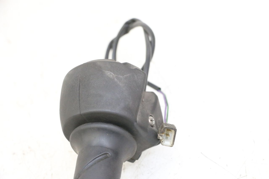 photo de RIGHT HANDLEBAR SWITCH PEUGEOT CITYSTAR 50 (2013 - 2017)