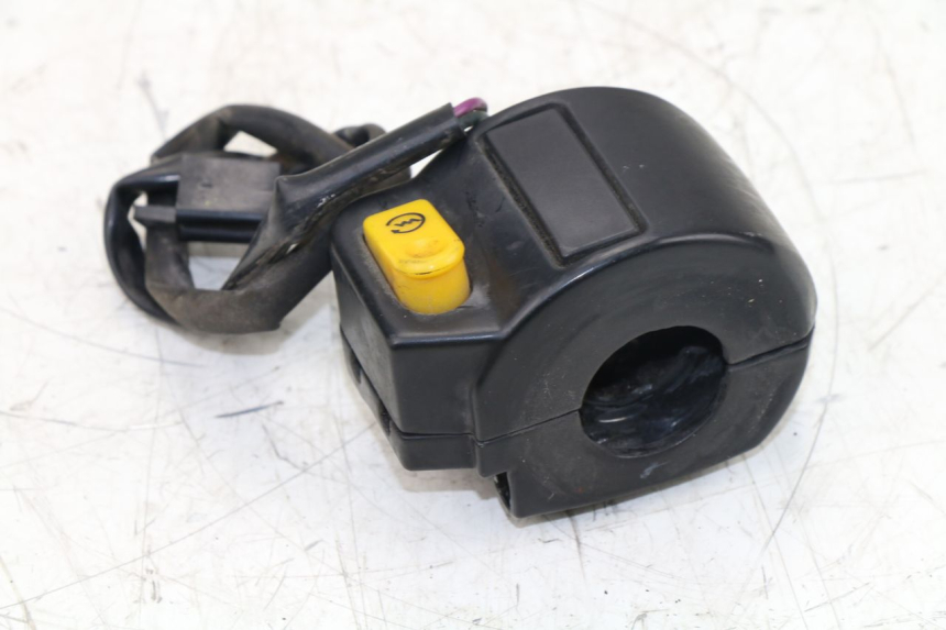 photo de RIGHT HANDLEBAR SWITCH PEUGEOT KISBEE 4T 50 (2010 - 2017)