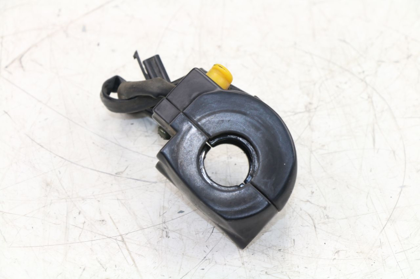 photo de RIGHT HANDLEBAR SWITCH PEUGEOT KISBEE 4T 50 (2010 - 2017)