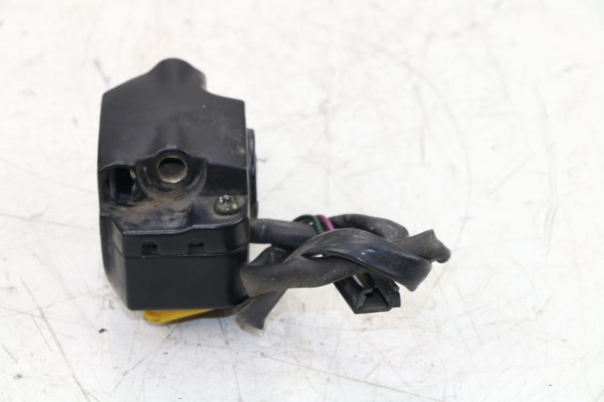 photo de RIGHT HANDLEBAR SWITCH PEUGEOT KISBEE 4T 50 (2010 - 2017)