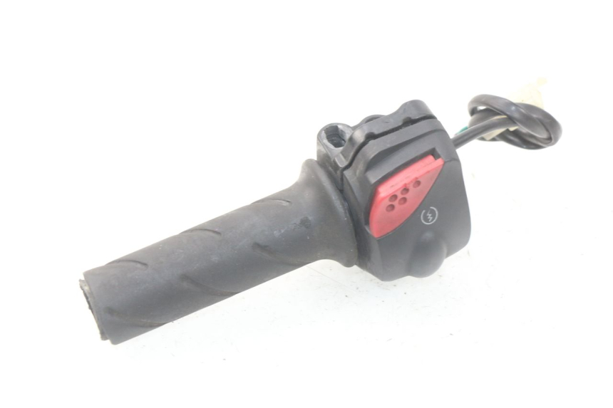 photo de RIGHT HANDLEBAR SWITCH PEUGEOT LUDIX 50 (2008 - 2017)