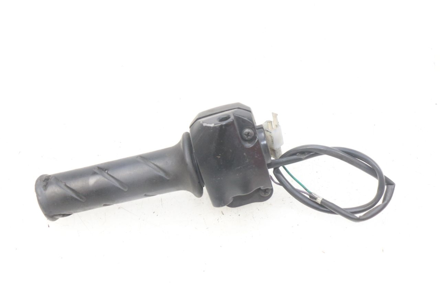 photo de RIGHT HANDLEBAR SWITCH PEUGEOT LUDIX 50 (2008 - 2017)