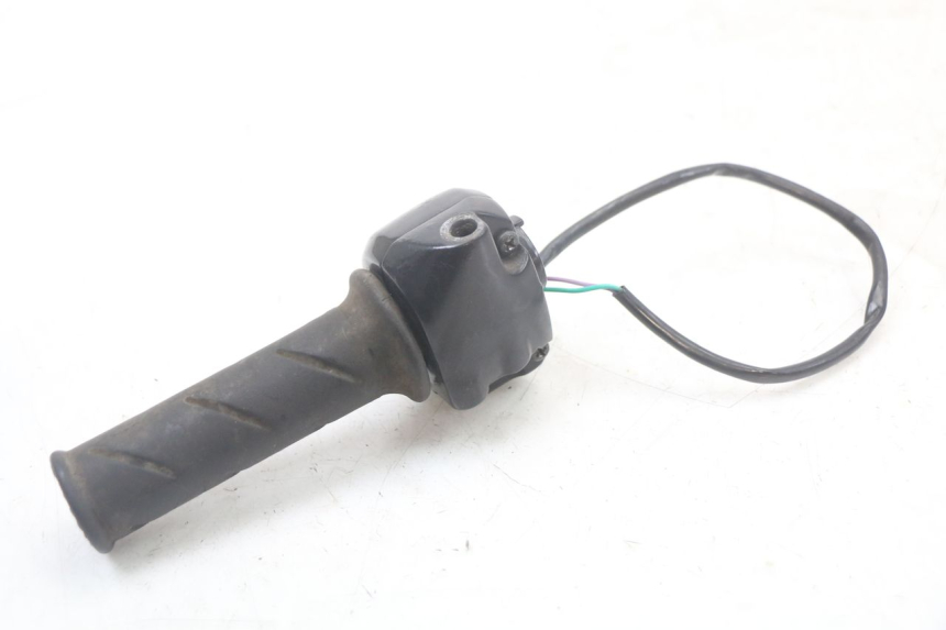 photo de RIGHT HANDLEBAR SWITCH PEUGEOT LUDIX 50 (2005 - 2007)