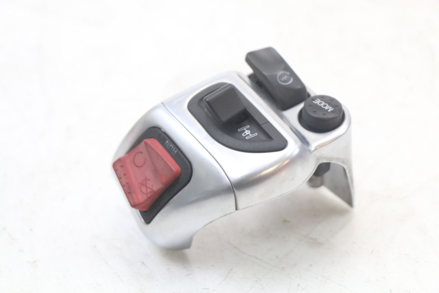 photo de RIGHT SWITCH PIAGGIO MP3 LT 400 (2007 - 2012)