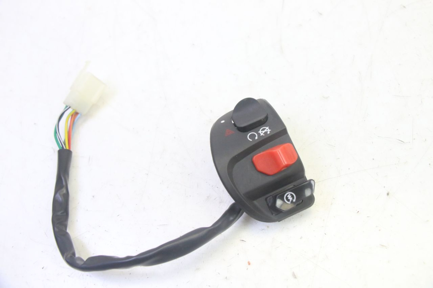 photo de RIGHT SWITCH EFUN PUSA 1 - Main view