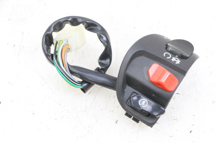 photo de RIGHT SWITCH EFUN PUSA 1 - Main view