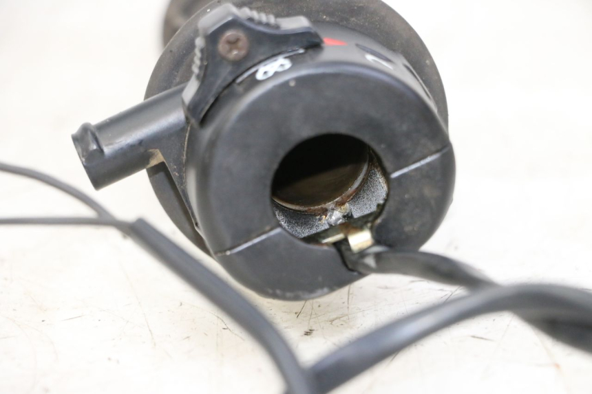 photo de RIGHT HANDLEBAR SWITCH YAMAHA PW 80 (1983 - 2014)