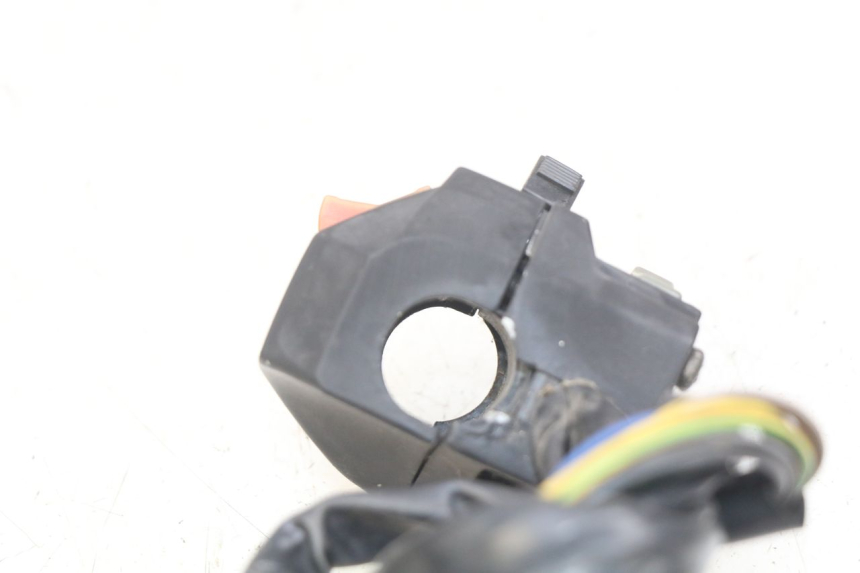 photo de RIGHT HANDLEBAR SWITCH YAMASAKI RAPTOR 50 (2013 - 2018)