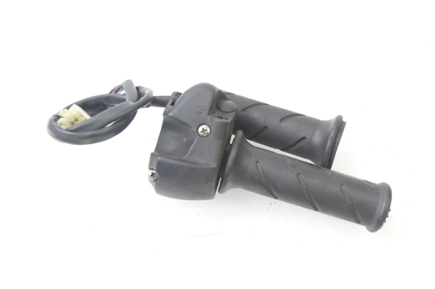 photo de RIGHT HANDLEBAR SWITCH PEUGEOT SATELIS COMPRESSOR K15 125 (2006 - 2009)