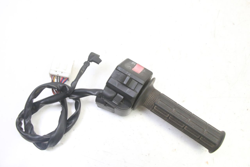 photo de RIGHT SWITCH TRIUMPH SPRINT 900 (1995 - 1998)