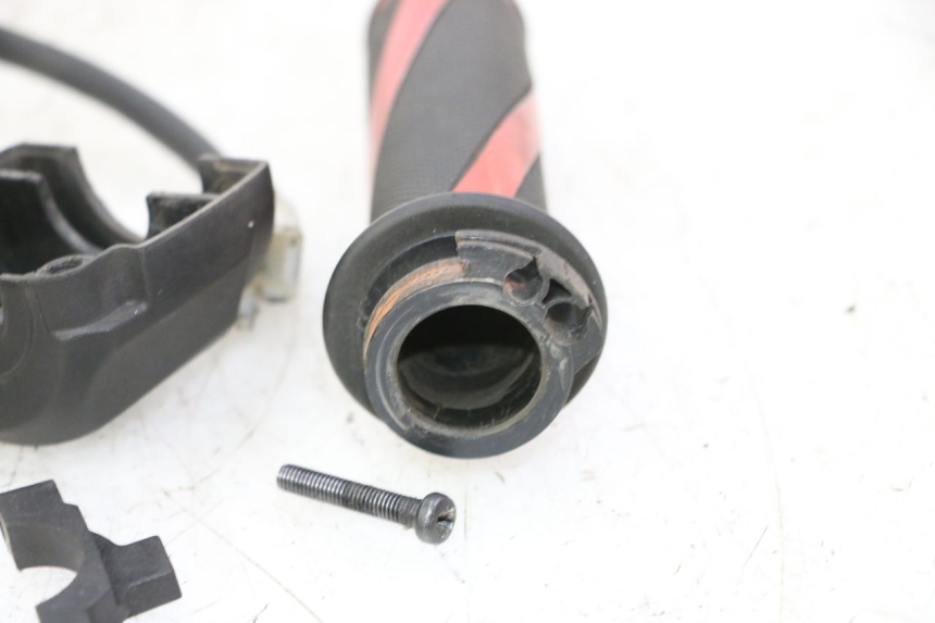 photo de RIGHT SWITCH APRILIA SR R 2T LC 50 (2018 - 2021)