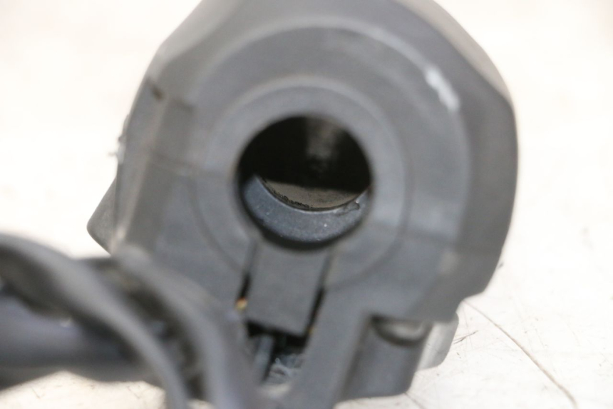 photo de RIGHT SWITCH APRILIA SR R 2T LC 50 (2018 - 2021)