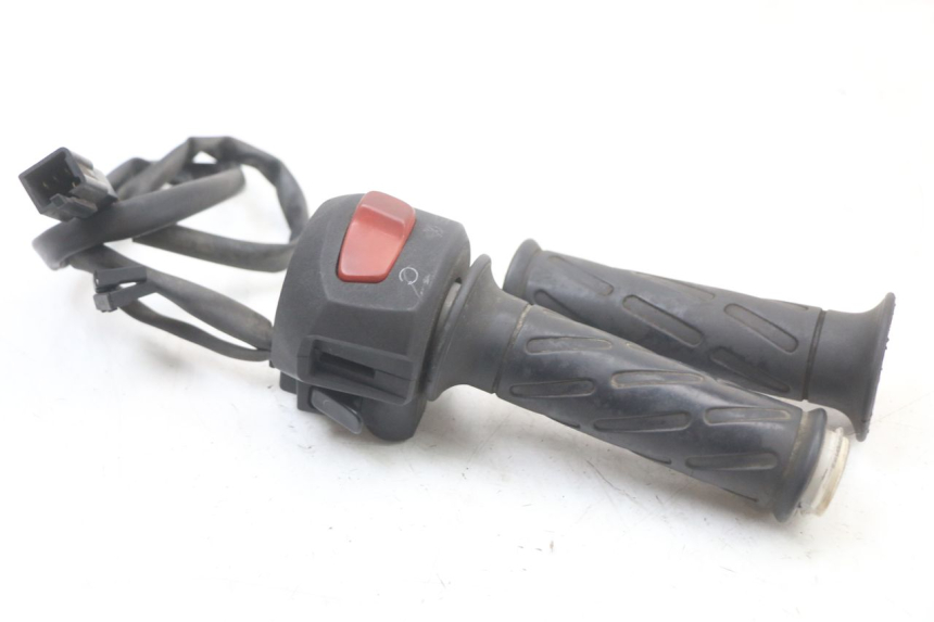 photo de RIGHT SWITCH SUZUKI GS F 500 (2004 - 2007)