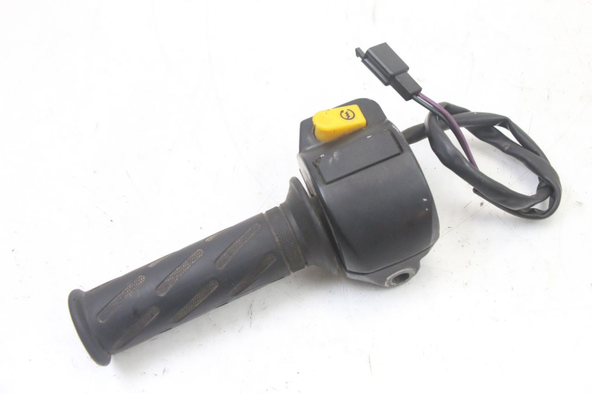 photo de RIGHT HANDLEBAR SWITCH PEUGEOT VIVACITY NEW 2T 50 (2008 - 2017)