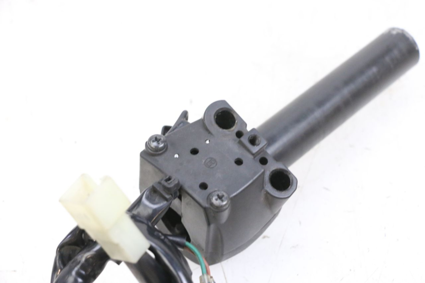 photo de RIGHT HANDLEBAR SWITCH YAMAHA X-MAX XMAX 125 (2010 - 2014)