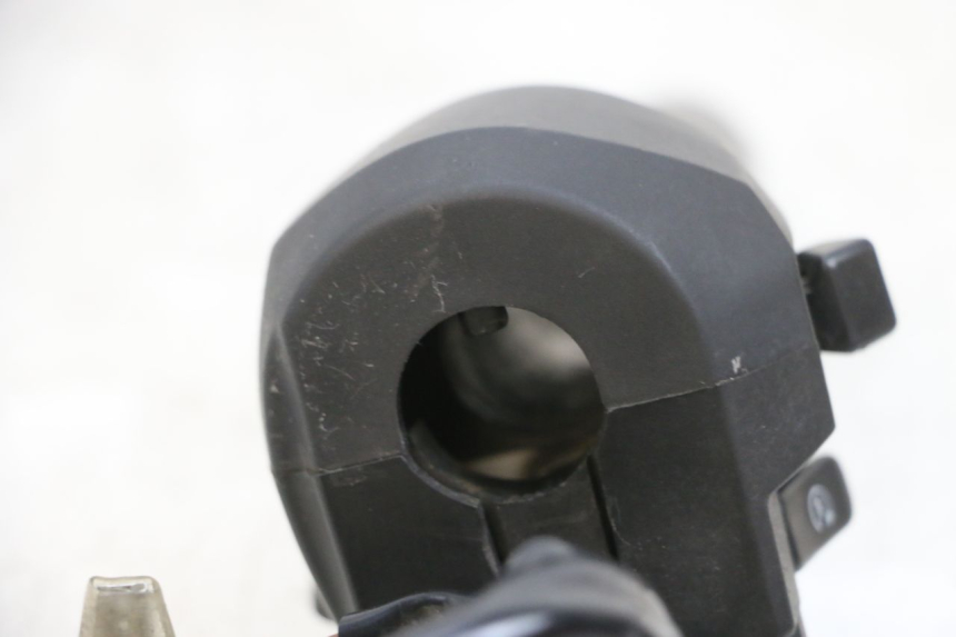 photo de RIGHT HANDLEBAR SWITCH YAMAHA X-MAX XMAX 125 (2010 - 2014)