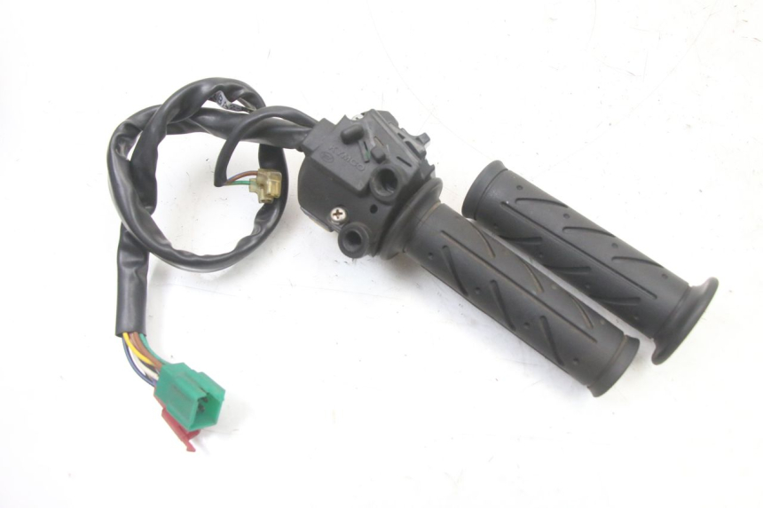 photo de RIGHT SWITCH KYMCO XCITING 500 (2007 - 2010)