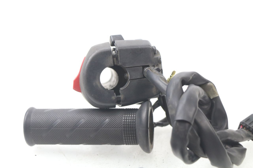 photo de RIGHT SWITCH YAMAHA XP T-MAX TMAX ABS 530 (2012 - 2015)