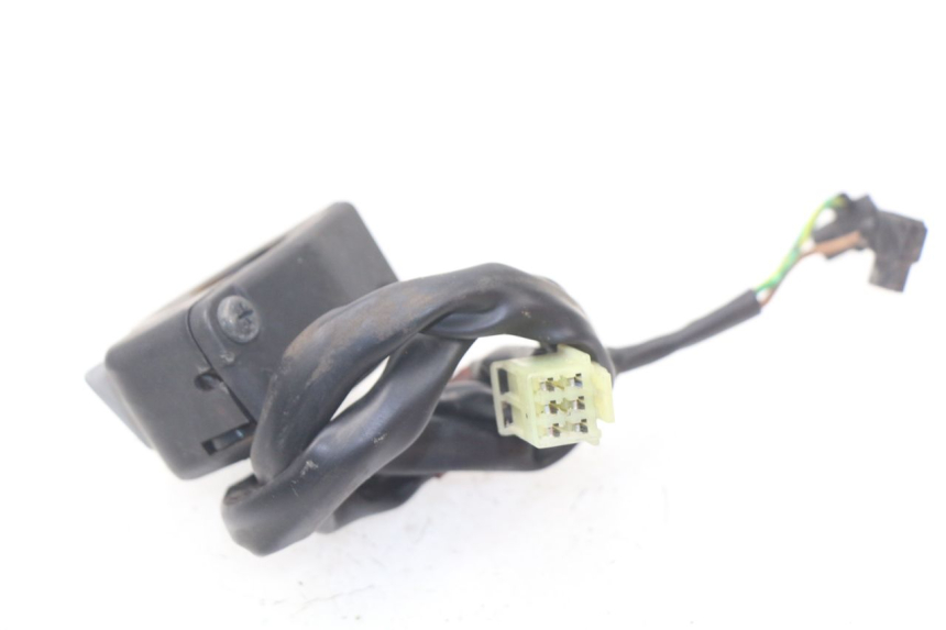 photo de RIGHT SWITCH YAMAHA FZ8 800 (2010 - 2016)