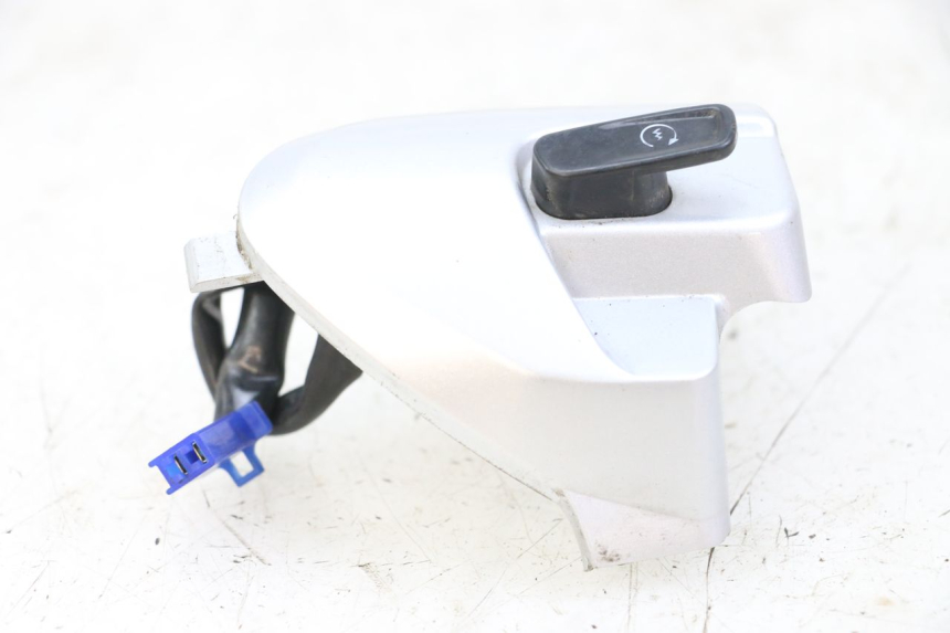 photo de RIGHT HANDLEBAR SWITCH YAMAHA NEOS NEO'S 4T 50 (2008 - 2016)