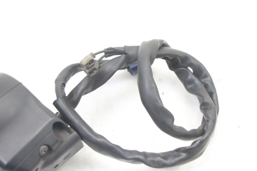 photo de RIGHT SWITCH YAMAHA XJ6 ABS 600 (2008 - 2016)