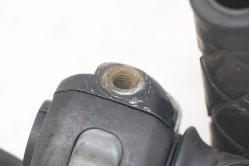 photo de RIGHT HANDLEBAR SWITCH YAMAHA YP MAJESTY 125 (2007 - 2010)