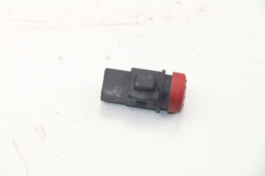 photo de HAZARD SWITCH PIAGGIO LIBERTY 2T 50 (2009 - 2013)