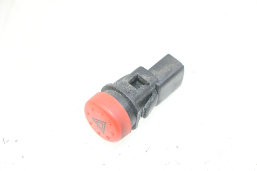 photo de HAZARD SWITCH PIAGGIO MP3 LT 300 (2010 - 2016)