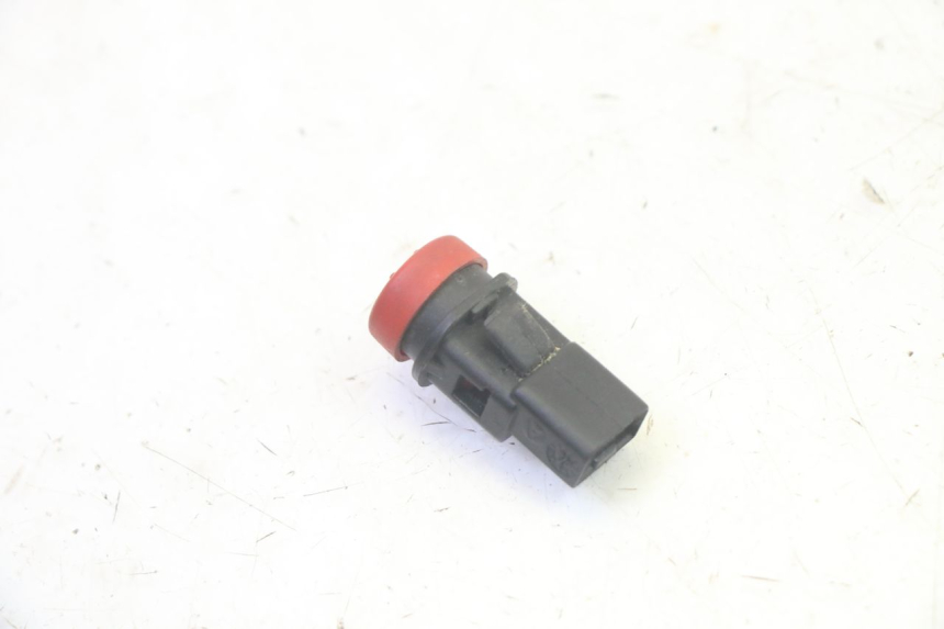 photo de TURN SIGNAL SWITCH PIAGGIO MP3 RL 250 (2007 - 2010) - Zoom on usage condition