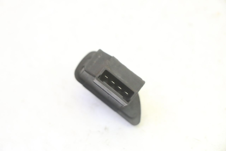 photo de TURN SIGNAL SWITCH PIAGGIO XEVO - X EVO 125 (2007 - 2016)