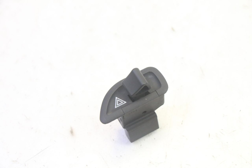 photo de TURN SIGNAL SWITCH PIAGGIO XEVO - X EVO 125 (2007 - 2016) - Main view