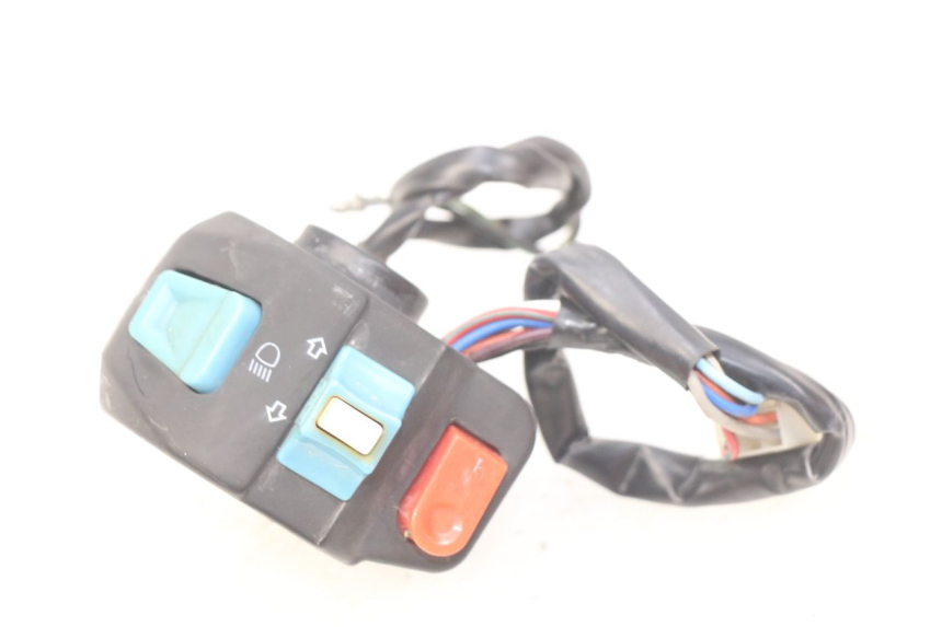photo de LEFT HANDLEBAR SWITCH TAOTAO BEATBOX 2 50 (2005 - 2017)