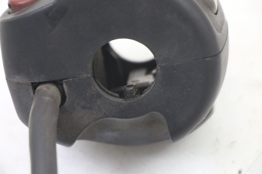 photo de LEFT HANDLEBAR SWITCH BMW C1 125 (2000 - 2003)