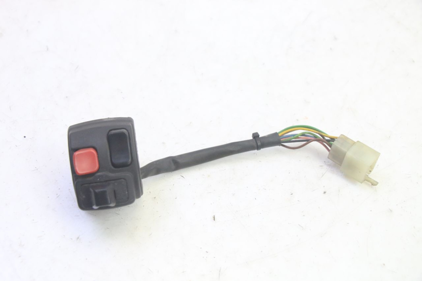 photo de LEFT HANDLEBAR SWITCH MBK BOOSTER SPIRIT 50 (2004 - 2017) - Main view