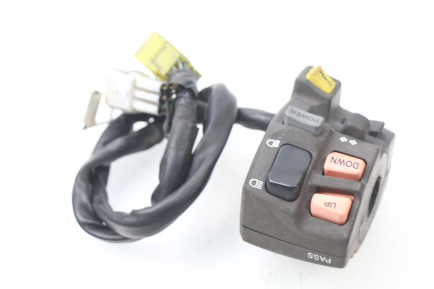 photo de LEFT HANDLEBAR SWITCH SUZUKI BURGMAN 650 (2002 - 2004)