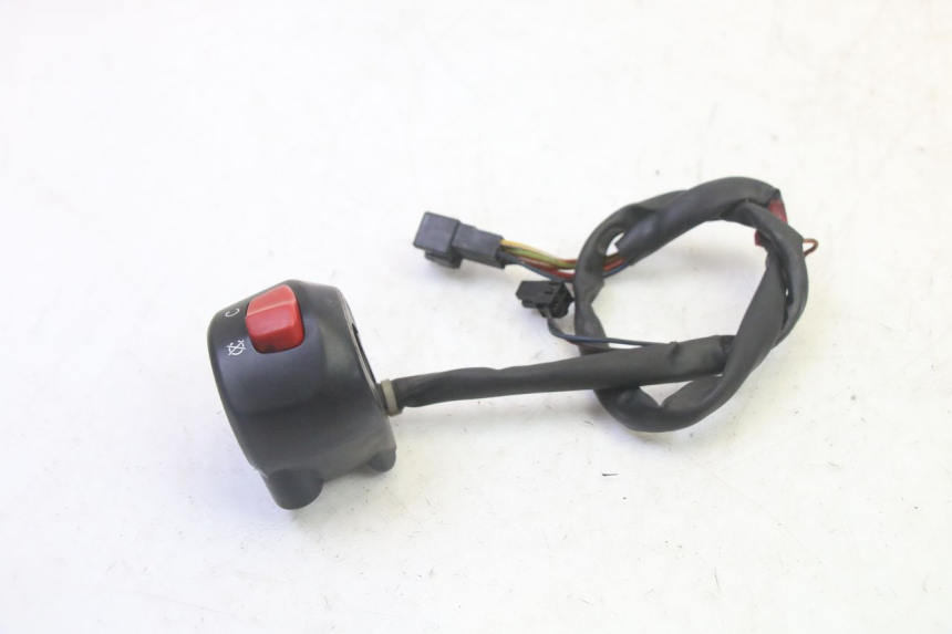 photo de LEFT HANDLEBAR SWITCH SUZUKI BURGMAN 125 (2007 - 2014)