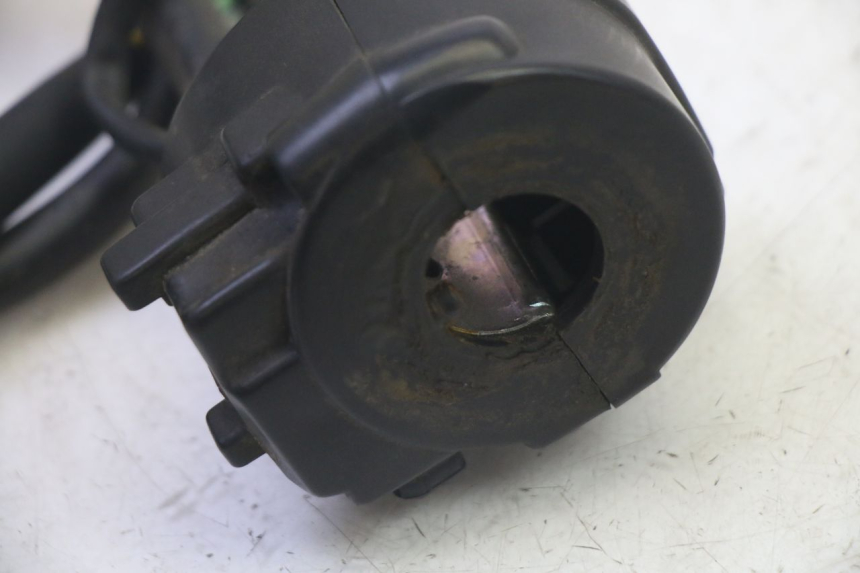 photo de LEFT SWITCH HONDA CBF 125 (2009 - 2015)