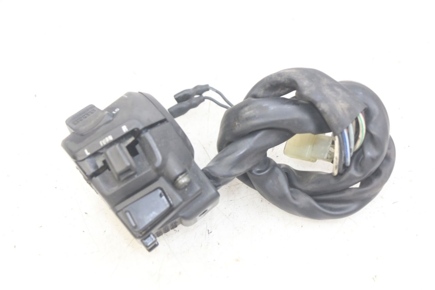 photo de LEFT HANDLEBAR SWITCH HONDA CBR F SC25 1000 (1989 - 1992)