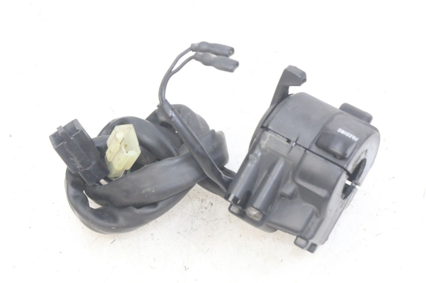photo de LEFT HANDLEBAR SWITCH HONDA CBR F SC25 1000 (1989 - 1992)