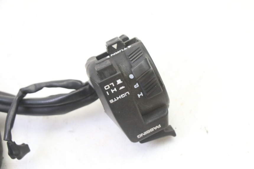 photo de LEFT SWITCH HONDA CBR RR FIREBLADE 900 (1992 - 1994)