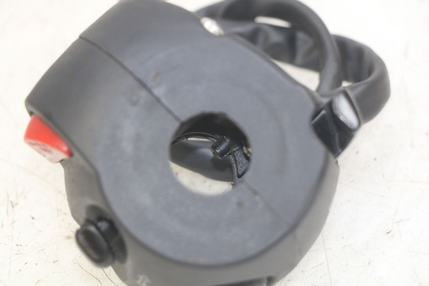 photo de LEFT HANDLEBAR SWITCH PEUGEOT CITYSTAR AIR 125 (2014 - 2017)