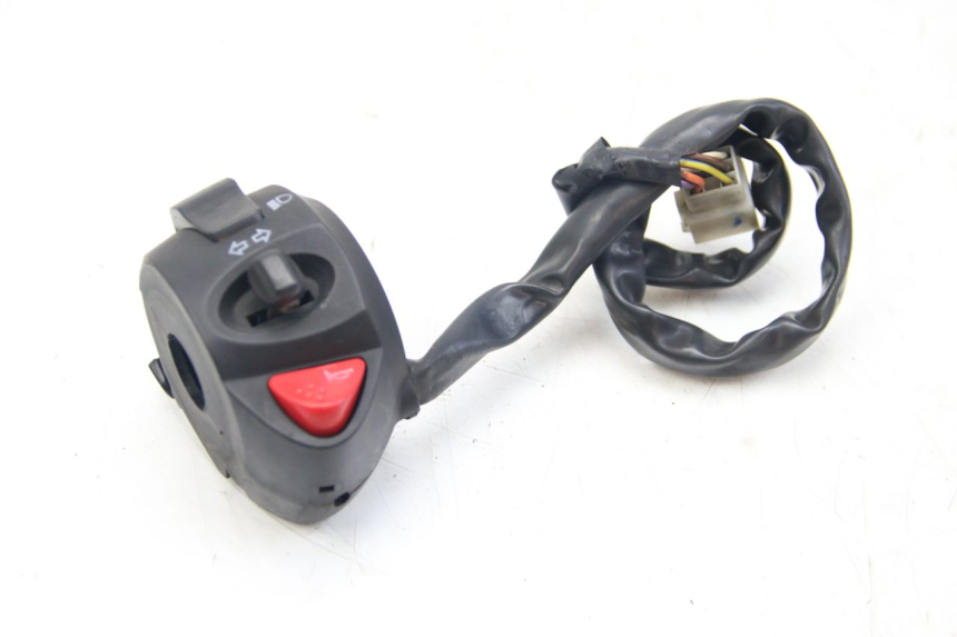 photo de LEFT HANDLEBAR SWITCH PEUGEOT CITYSTAR 125 (2011 - 2017)