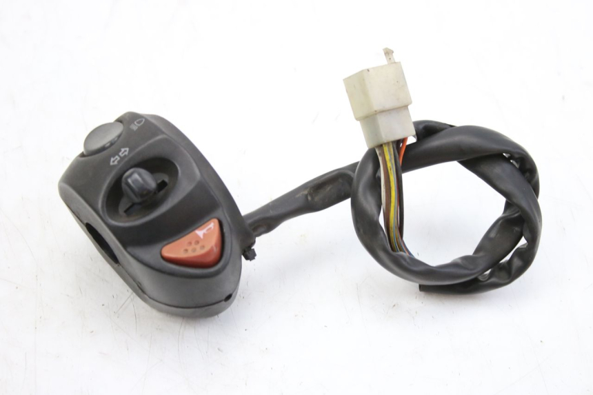photo de LEFT HANDLEBAR SWITCH PEUGEOT CITYSTAR 50 (2013 - 2017)