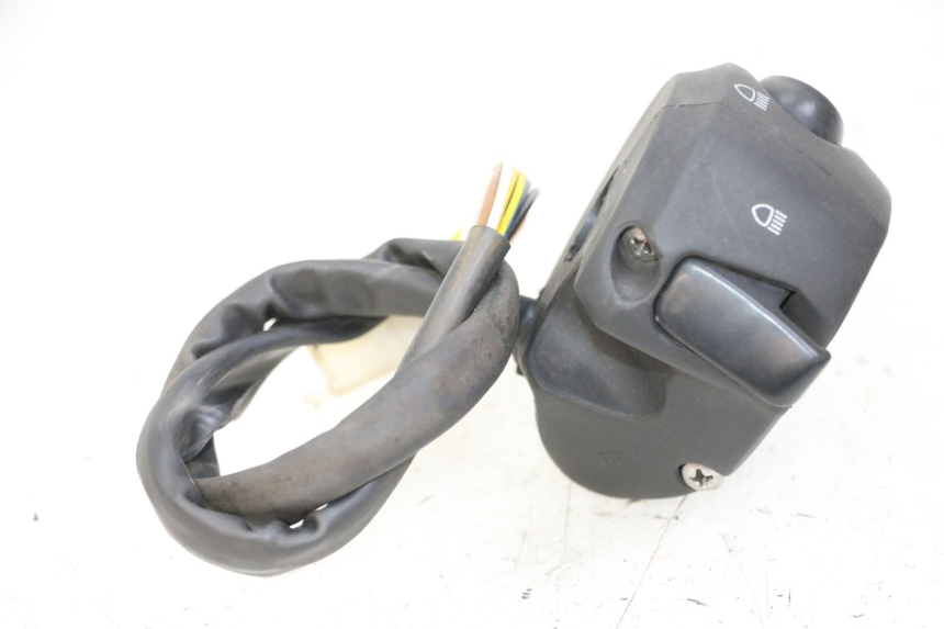 photo de LEFT HANDLEBAR SWITCH PEUGEOT CITYSTAR 50 (2013 - 2017)
